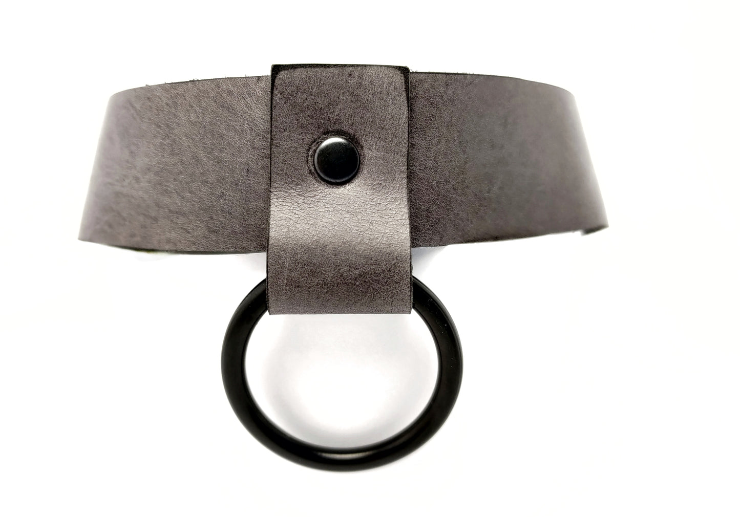 O-ring gray leather choker collar 