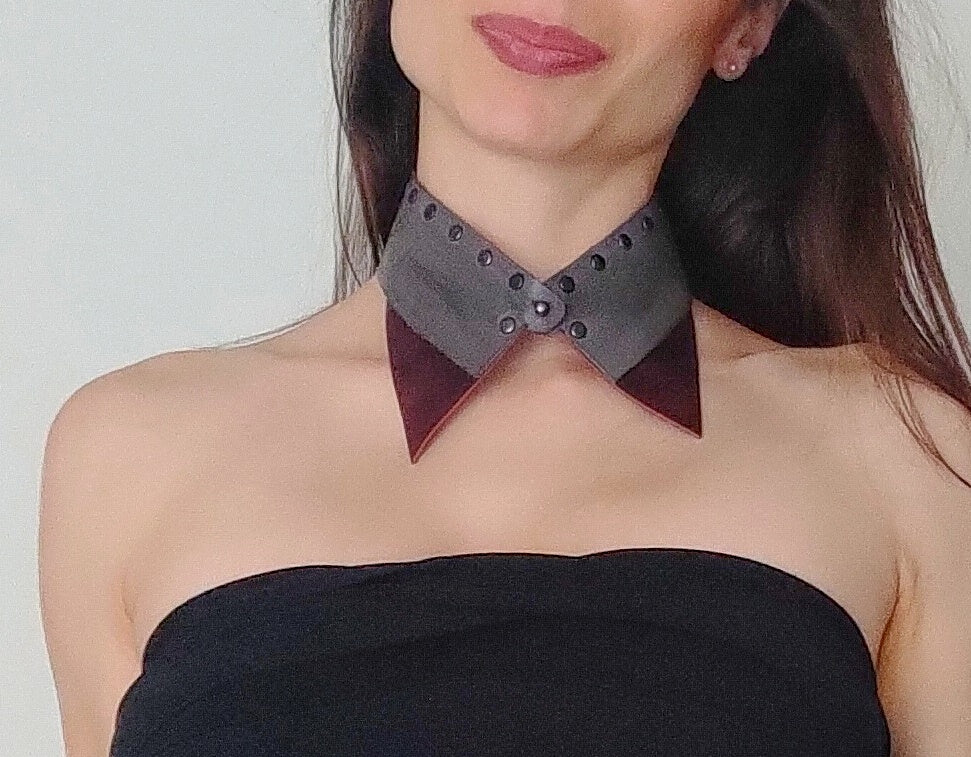 Removable leather posture collar