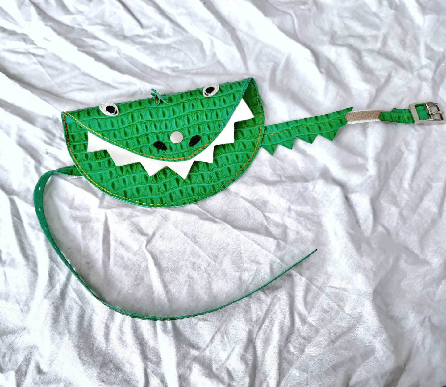 Kids dinosaur fanny pack, Waist bag, Crossbody bag